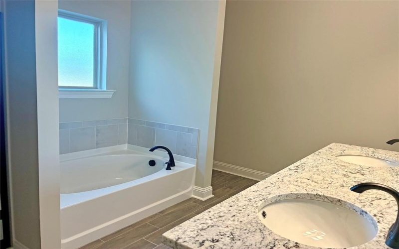 494 Blanchard Loop, Bossier City, LA 71111, 3 Habitaciones Habitaciones , ,2 BañosBaños,Residential,En Venta,494 Blanchard Loop,0,21014528