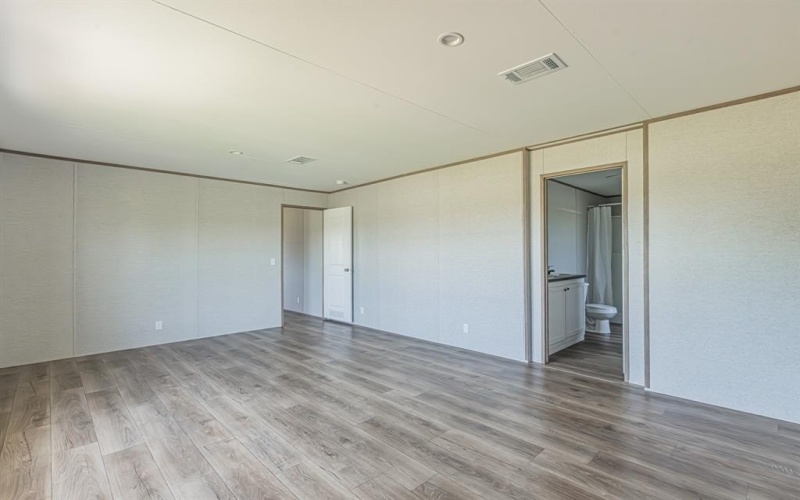 3106 Smyrna Road, Sunset, TX 76270, 5 Bedrooms Bedrooms, ,3 BathroomsBathrooms,Residential,For Sale,3106 Smyrna Road,21013756