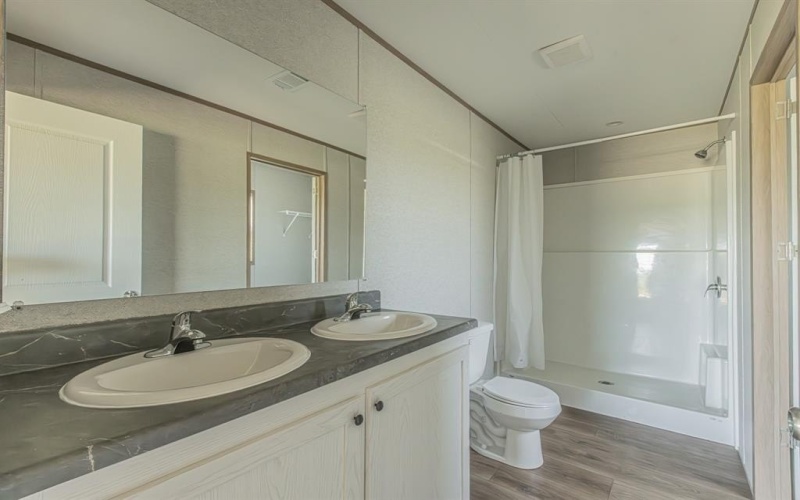 3106 Smyrna Road, Sunset, TX 76270, 5 Bedrooms Bedrooms, ,3 BathroomsBathrooms,Residential,For Sale,3106 Smyrna Road,21013756
