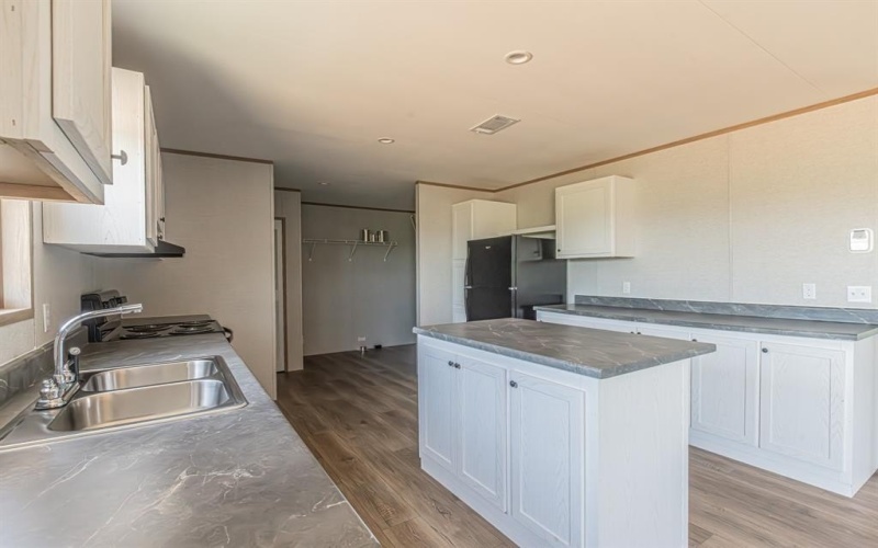 3106 Smyrna Road, Sunset, TX 76270, 5 Bedrooms Bedrooms, ,3 BathroomsBathrooms,Residential,For Sale,3106 Smyrna Road,21013756