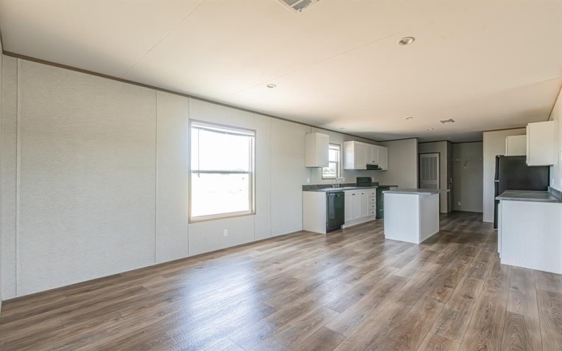 3106 Smyrna Road, Sunset, TX 76270, 5 Bedrooms Bedrooms, ,3 BathroomsBathrooms,Residential,For Sale,3106 Smyrna Road,21013756