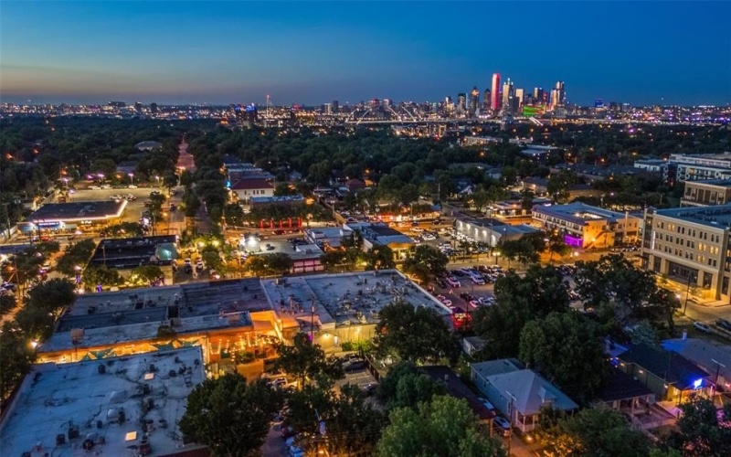 324 N Patton Avenue, Dallas, TX 75203, 3 Habitaciones Habitaciones , ,3 BañosBaños,Residential,En Venta,324 N Patton Avenue,0,21013820
