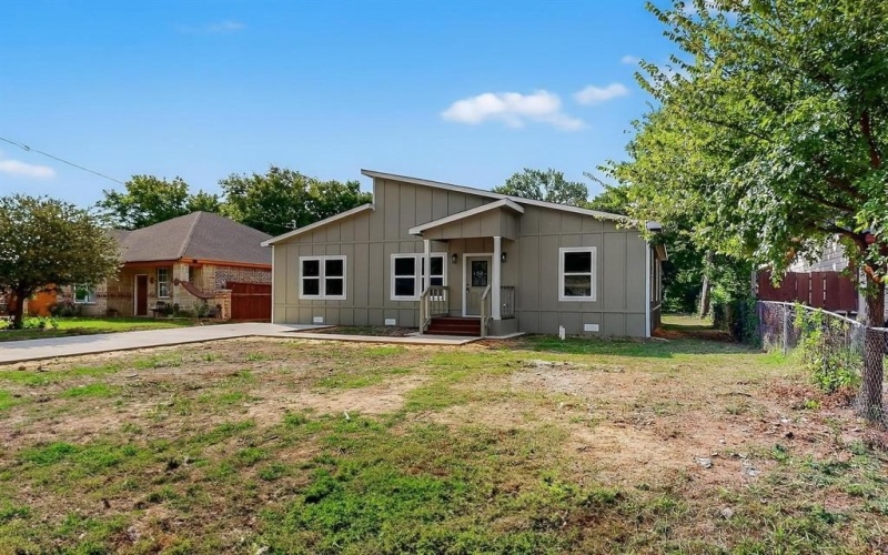 326 Adams Street, Wilmer, TX 75172, 4 Bedrooms Bedrooms, ,3 BathroomsBathrooms,Residential,For Sale,326 Adams Street,0,21013976