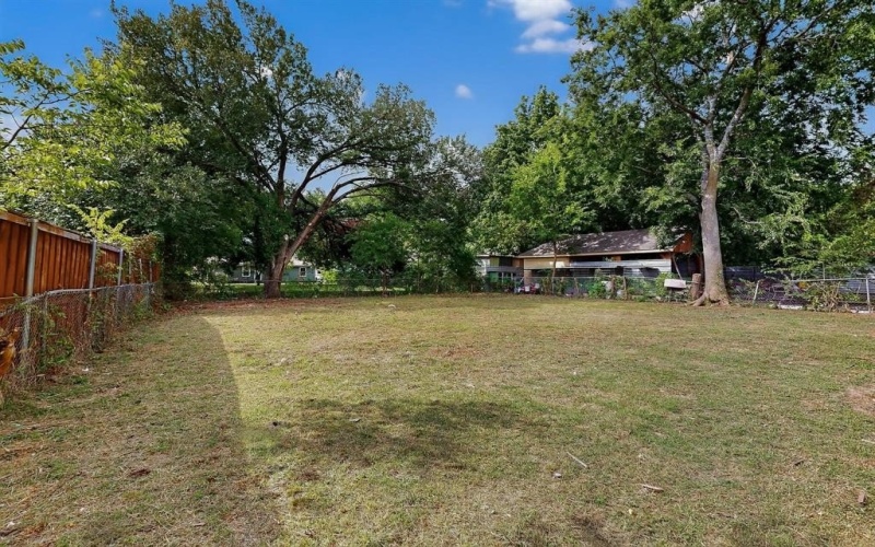 326 Adams Street, Wilmer, TX 75172, 4 Bedrooms Bedrooms, ,3 BathroomsBathrooms,Residential,For Sale,326 Adams Street,0,21013976