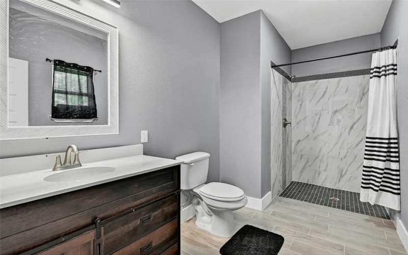 515 N East Street, Sherman, TX 75090, 3 Bedrooms Bedrooms, ,2 BathroomsBathrooms,Residential,For Sale,515 N East Street,21014302