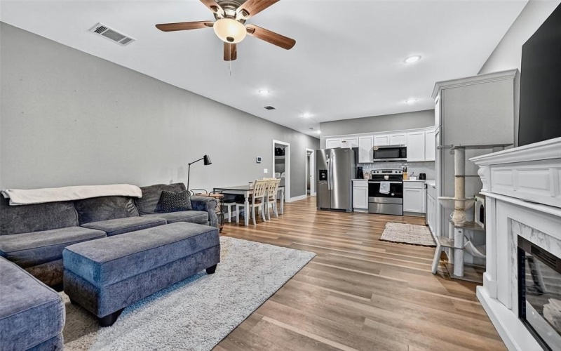 515 N East Street, Sherman, TX 75090, 3 Bedrooms Bedrooms, ,2 BathroomsBathrooms,Residential,For Sale,515 N East Street,21014302