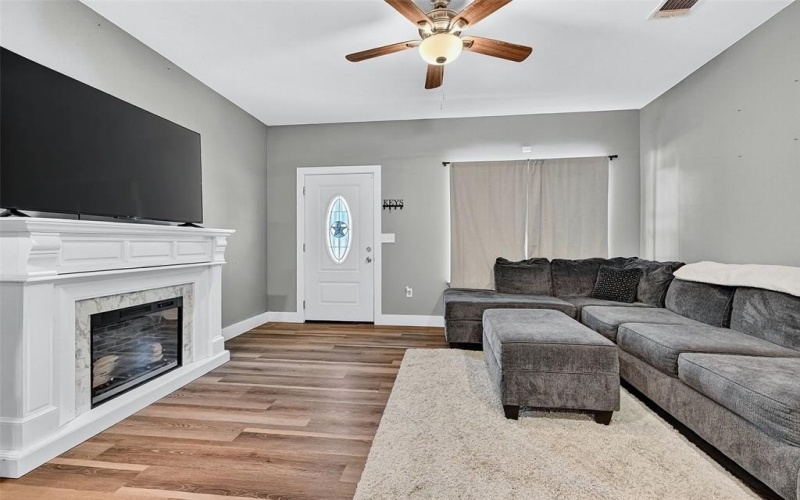 515 N East Street, Sherman, TX 75090, 3 Bedrooms Bedrooms, ,2 BathroomsBathrooms,Residential,For Sale,515 N East Street,21014302