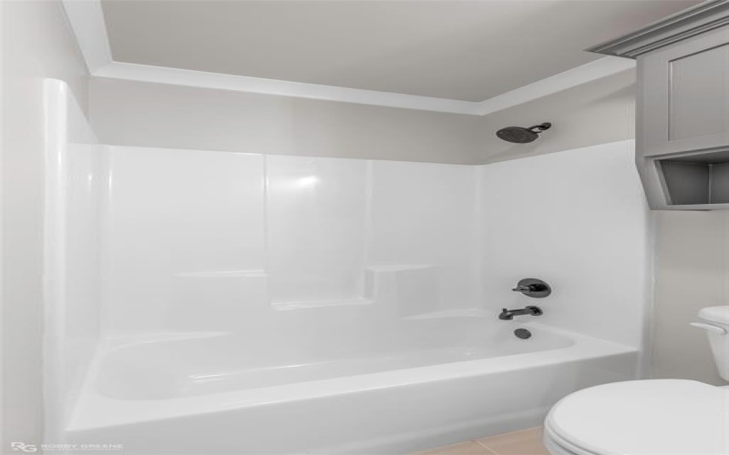 221 Millwood Loop, Minden, LA 71055, 4 Habitaciones Habitaciones , ,5 BañosBaños,Residential,En Venta,221 Millwood Loop,21014719