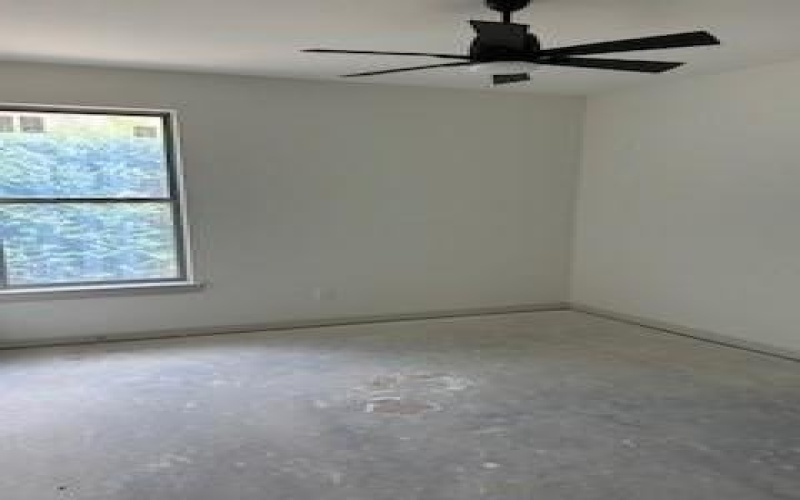 1707 Lakeway Drive, Cleburne, TX 76033, 3 Bedrooms Bedrooms, ,2 BathroomsBathrooms,Residential,For Sale,1707 Lakeway Drive,0,21014920