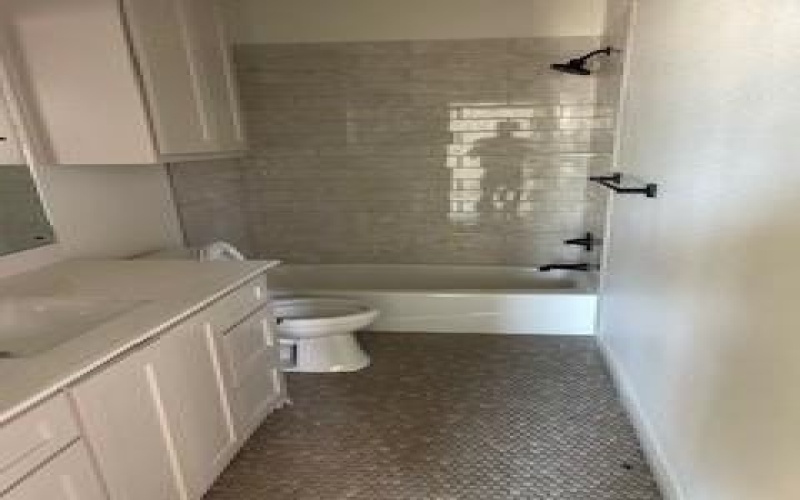 1707 Lakeway Drive, Cleburne, TX 76033, 3 Bedrooms Bedrooms, ,2 BathroomsBathrooms,Residential,For Sale,1707 Lakeway Drive,0,21014920