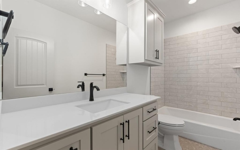 1707 Lakeway Drive, Cleburne, TX 76033, 3 Habitaciones Habitaciones , ,2 BañosBaños,Residential,En Venta,1707 Lakeway Drive,0,21014920