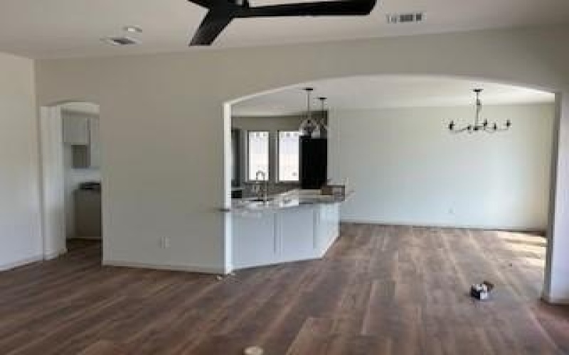 1707 Lakeway Drive, Cleburne, TX 76033, 3 Bedrooms Bedrooms, ,2 BathroomsBathrooms,Residential,For Sale,1707 Lakeway Drive,0,21014920