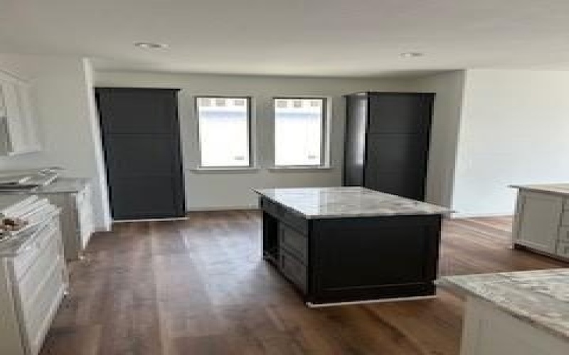 1707 Lakeway Drive, Cleburne, TX 76033, 3 Bedrooms Bedrooms, ,2 BathroomsBathrooms,Residential,For Sale,1707 Lakeway Drive,0,21014920