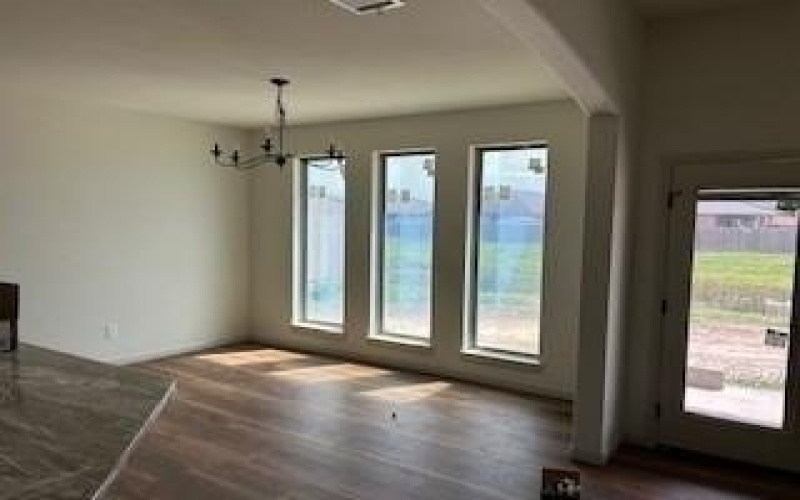 1707 Lakeway Drive, Cleburne, TX 76033, 3 Bedrooms Bedrooms, ,2 BathroomsBathrooms,Residential,For Sale,1707 Lakeway Drive,0,21014920