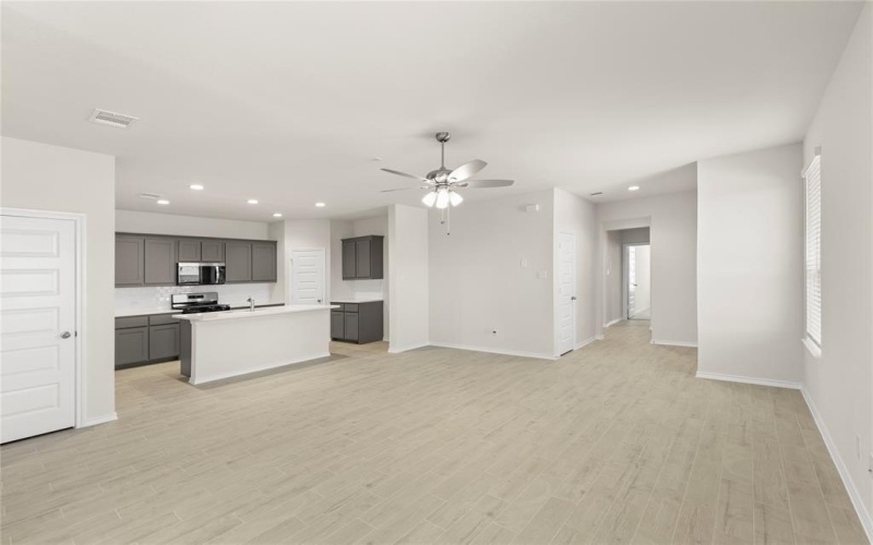 121 Van Horn, Terrell, TX 75160, 3 Bedrooms Bedrooms, ,2 BathroomsBathrooms,Residential,For Sale,121 Van Horn,0,21015105