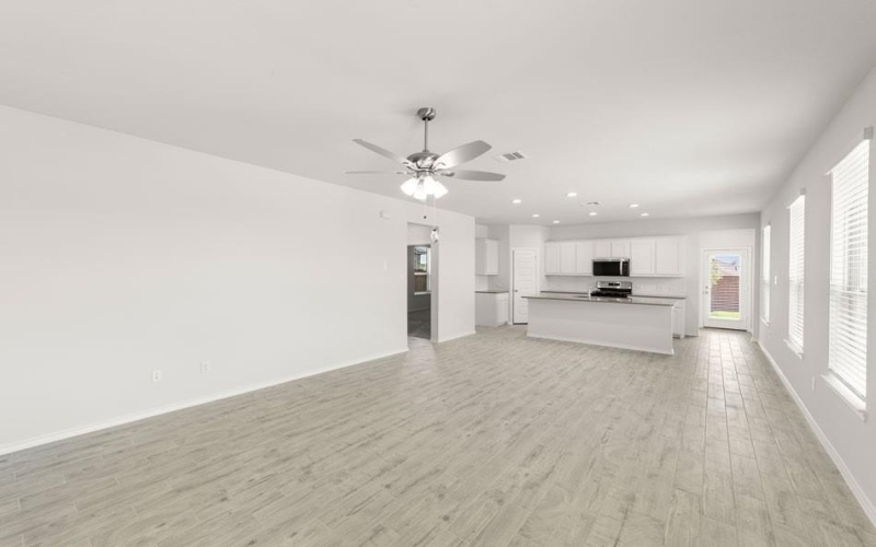 115 Van Horn, Terrell, TX 75160, 3 Bedrooms Bedrooms, ,2 BathroomsBathrooms,Residential,For Sale,115 Van Horn,0,21015147