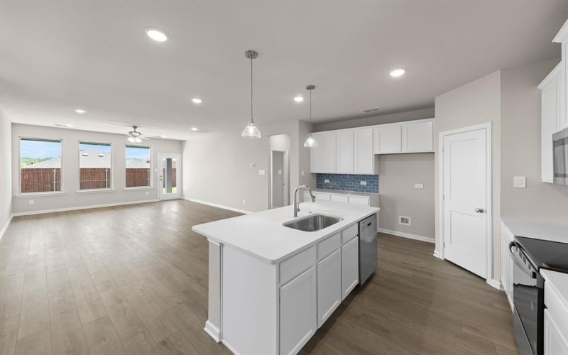 1654 Gracehill Way, Forney, TX 75126, 4 Habitaciones Habitaciones , ,3 BañosBaños,Residential,En Venta,1654 Gracehill Way,0,21015180