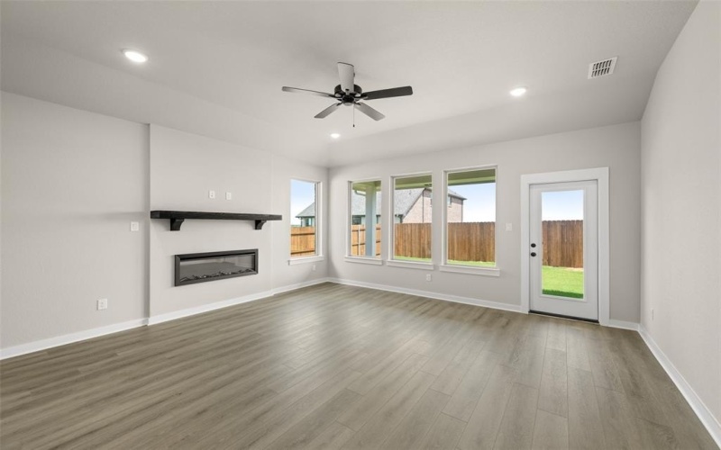1915 Bobbin Mill Lane, Forney, TX 75126, 4 Habitaciones Habitaciones , ,3 BañosBaños,Residential,En Venta,1915 Bobbin Mill Lane,0,21015218