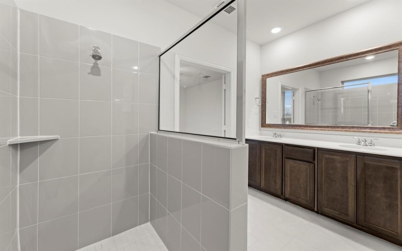 2814 Livestock, Midlothian, TX 76065, 2 Habitaciones Habitaciones , ,2 BañosBaños,Residential,En Venta,2814 Livestock,0,21015228