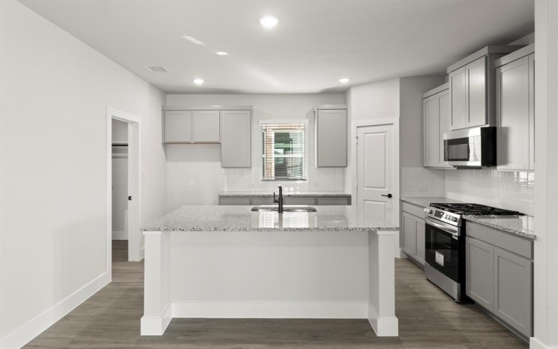 705 Valley Pines Drive, Anna, TX 75409, 5 Habitaciones Habitaciones , ,3 BañosBaños,Residential,En Venta,705 Valley Pines Drive,0,21015235