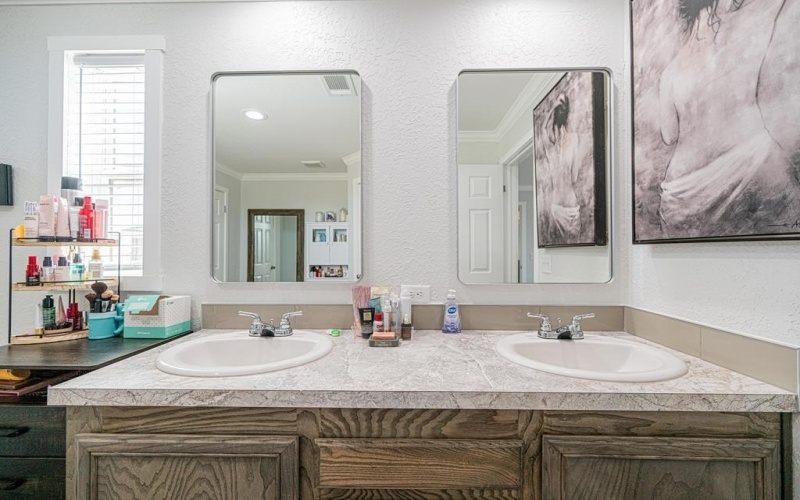 18023 E County Rd 79, Midland, TX 79706, 3 Bedrooms Bedrooms, ,2 BathroomsBathrooms,Residential,For Sale,18023 E County Rd 79,50084152
