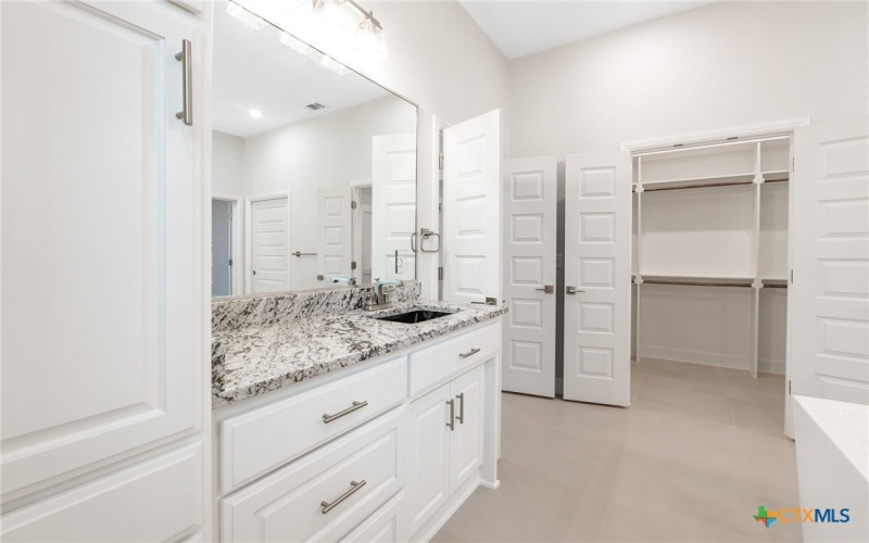 3703 Dodge City Drive, Killeen, TX 76549, 4 Habitaciones Habitaciones , ,3 BañosBaños,Residential,En Venta,3703 Dodge City Drive,0,587730