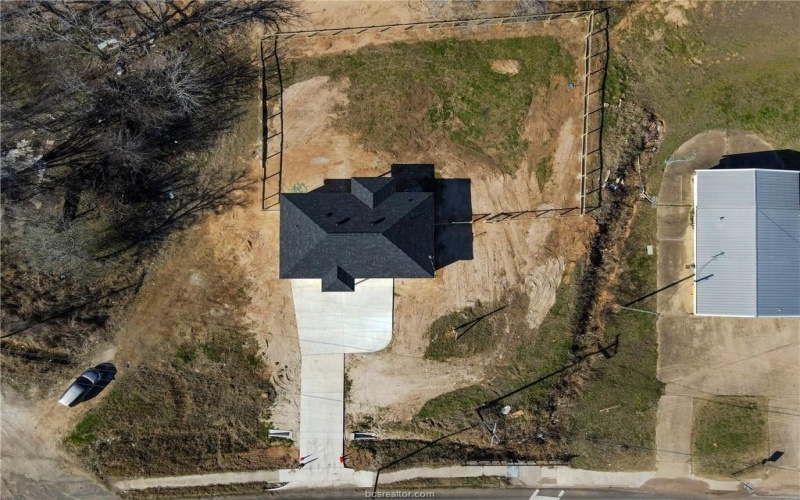 807 East Brown Street, Hearne, TX 77859, 3 Habitaciones Habitaciones , ,2 BañosBaños,Residential,En Venta,807 East Brown Street,25008378
