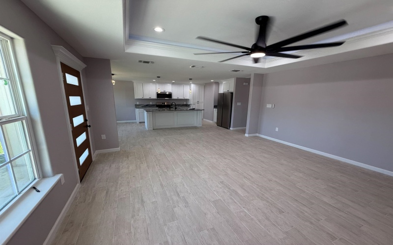 203 E Gutierrez, Del Rio, TX 78840, 3 Habitaciones Habitaciones , ,2 BañosBaños,Residential,En Venta,203 E Gutierrez,207331
