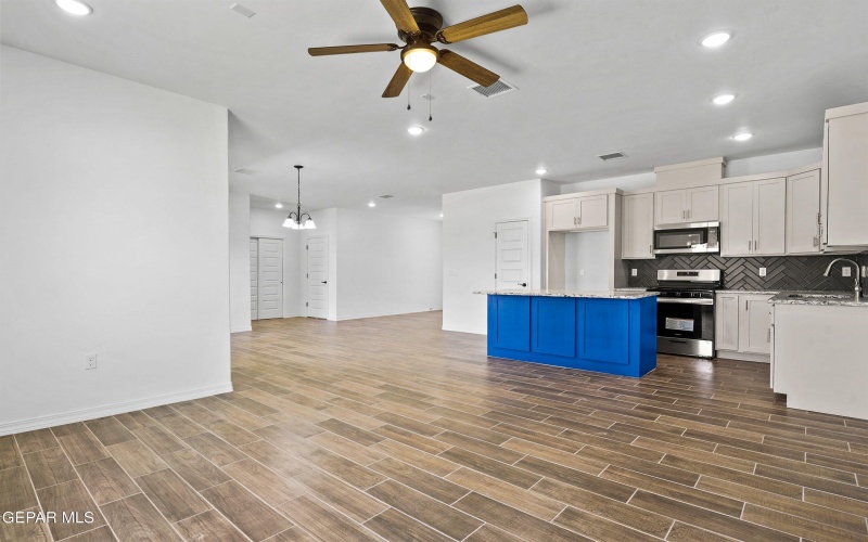 871 COUNTRY CLUB Road unit: 1C #1C, El Paso, TX 79932, 2 Habitaciones Habitaciones , ,2 BañosBaños,Residential Multi Family,En Venta,871 COUNTRY CLUB Road unit: 1C,910145