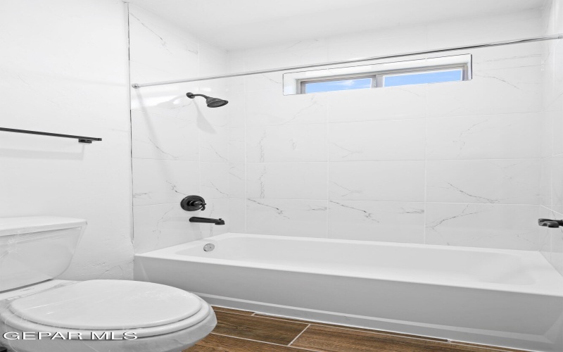 871 COUNTRY CLUB Road unit: 1C #1C, El Paso, TX 79932, 2 Habitaciones Habitaciones , ,2 BañosBaños,Residential Multi Family,En Venta,871 COUNTRY CLUB Road unit: 1C,910145