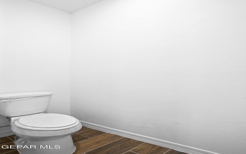 871 COUNTRY CLUB Road unit: 1C #1C, El Paso, TX 79932, 2 Habitaciones Habitaciones , ,2 BañosBaños,Residential Multi Family,En Venta,871 COUNTRY CLUB Road unit: 1C,910145