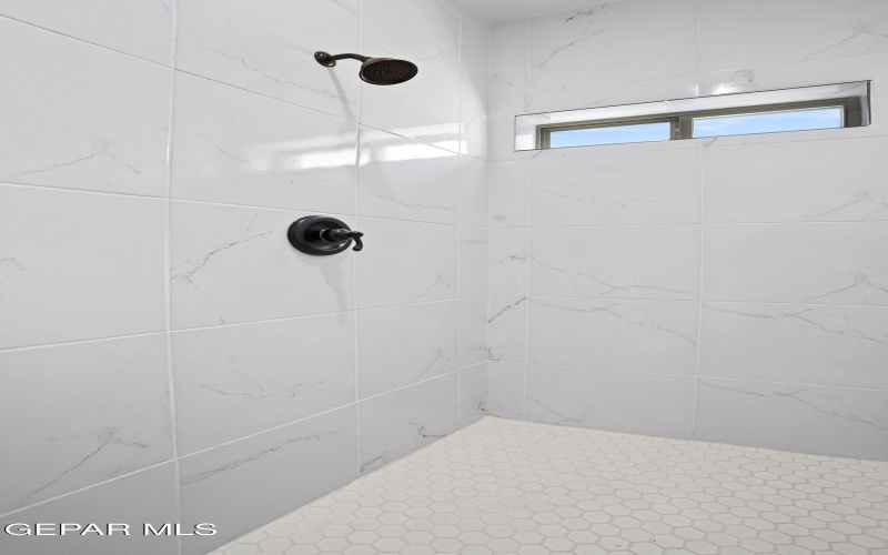 871 COUNTRY CLUB Road unit: 1C #1C, El Paso, TX 79932, 2 Habitaciones Habitaciones , ,2 BañosBaños,Residential Multi Family,En Venta,871 COUNTRY CLUB Road unit: 1C,910145