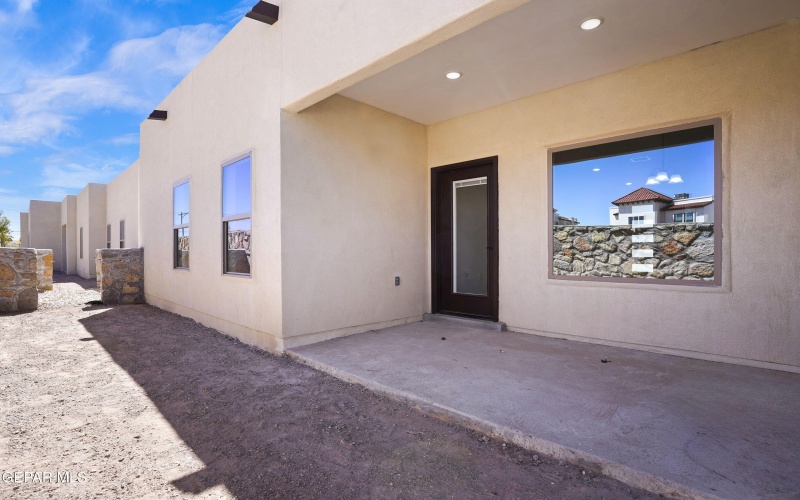 871 COUNTRY CLUB Road unit: 1C #1C, El Paso, TX 79932, 2 Habitaciones Habitaciones , ,2 BañosBaños,Residential Multi Family,En Venta,871 COUNTRY CLUB Road unit: 1C,910145