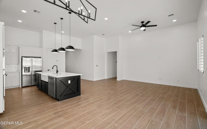 701 Paseo Campanero Street, El Paso, TX 79928, 4 Bedrooms Bedrooms, ,2 BathroomsBathrooms,Residential,For Sale,701 Paseo Campanero Street,927293
