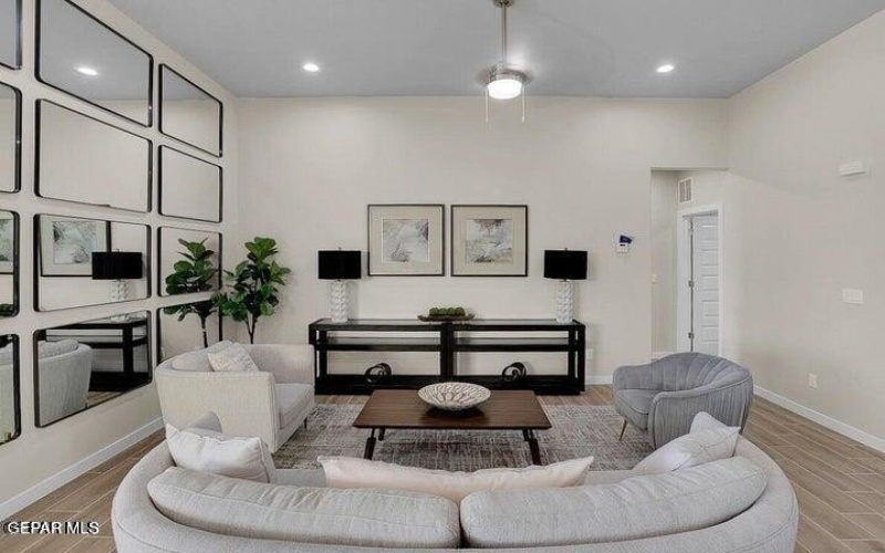 12832 Fredericksberg Avenue, El Paso, TX 79928, 4 Bedrooms Bedrooms, ,3 BathroomsBathrooms,Residential,For Sale,12832 Fredericksberg Avenue,927310