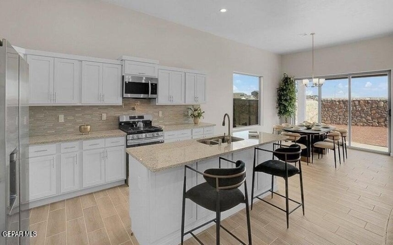 12832 Fredericksberg Avenue, El Paso, TX 79928, 4 Bedrooms Bedrooms, ,3 BathroomsBathrooms,Residential,For Sale,12832 Fredericksberg Avenue,927310