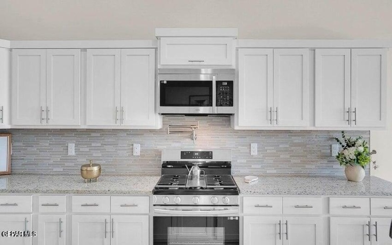 12832 Fredericksberg Avenue, El Paso, TX 79928, 4 Bedrooms Bedrooms, ,3 BathroomsBathrooms,Residential,For Sale,12832 Fredericksberg Avenue,927310
