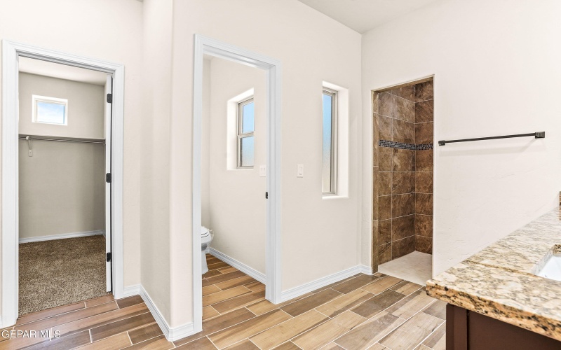 871 COUNTRY CLUB Road unit: 1D #1D, El Paso, TX 79932, 3 Habitaciones Habitaciones , ,2 BañosBaños,Residential Multi Family,En Venta,871 COUNTRY CLUB Road unit: 1D,910146