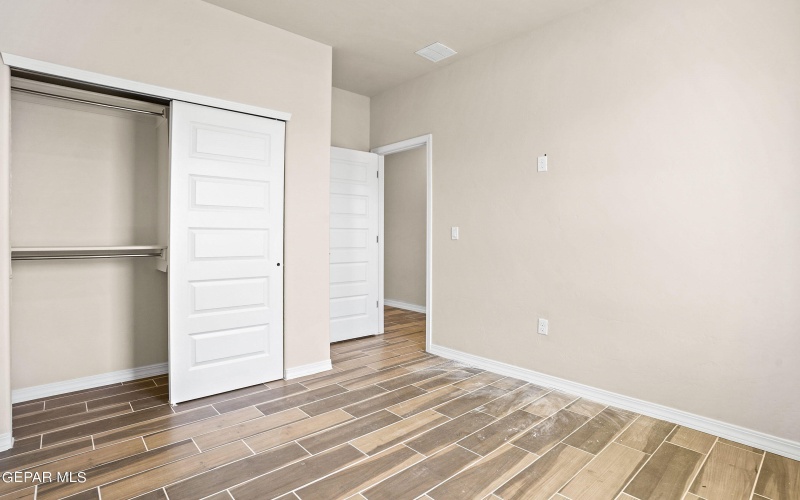 871 COUNTRY CLUB Road unit: 1D #1D, El Paso, TX 79932, 3 Habitaciones Habitaciones , ,2 BañosBaños,Residential Multi Family,En Venta,871 COUNTRY CLUB Road unit: 1D,910146