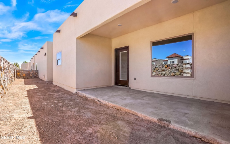 871 COUNTRY CLUB Road unit: 1D #1D, El Paso, TX 79932, 3 Habitaciones Habitaciones , ,2 BañosBaños,Residential Multi Family,En Venta,871 COUNTRY CLUB Road unit: 1D,910146