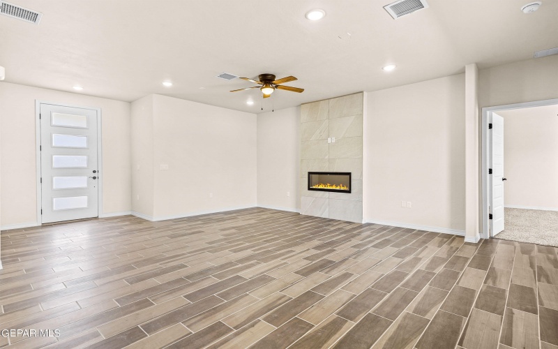 871 COUNTRY CLUB Road unit: 1D #1D, El Paso, TX 79932, 3 Habitaciones Habitaciones , ,2 BañosBaños,Residential Multi Family,En Venta,871 COUNTRY CLUB Road unit: 1D,910146