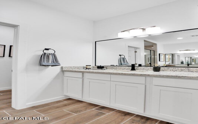 12824 Fredericksberg Avenue, Horizon City, TX 79928, 4 Bedrooms Bedrooms, ,3 BathroomsBathrooms,Residential,For Sale,12824 Fredericksberg Avenue,927324