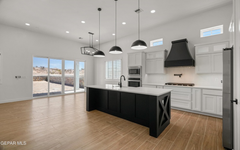 701 Paseo De La Reina Street, El Paso, TX 79928, 4 Bedrooms Bedrooms, ,2 BathroomsBathrooms,Residential,For Sale,701 Paseo De La Reina Street,0,927326