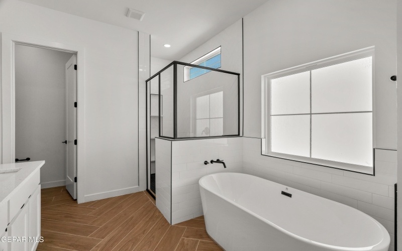701 Paseo De La Reina Street, El Paso, TX 79928, 4 Bedrooms Bedrooms, ,2 BathroomsBathrooms,Residential,For Sale,701 Paseo De La Reina Street,0,927326