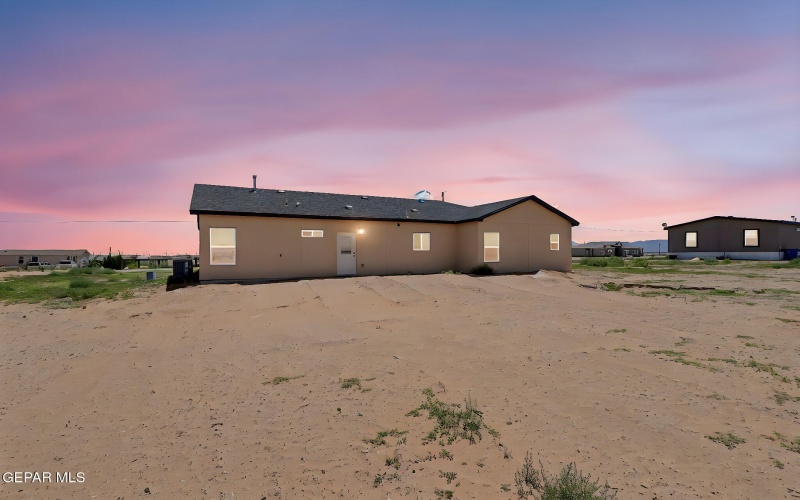 1373 GOBI DESERT Drive, Chaparral, NM 88081, 3 Habitaciones Habitaciones , ,Residential,En Venta,1373 GOBI DESERT Drive,0,927348