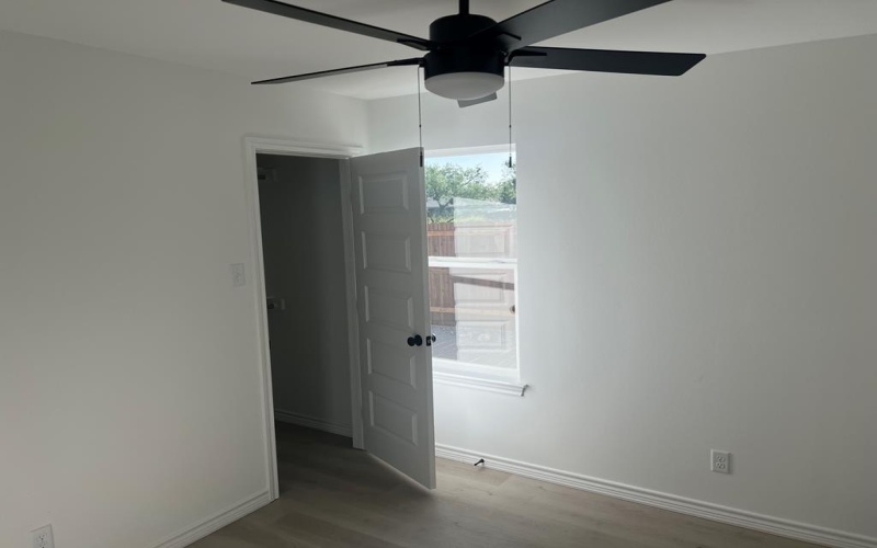 1012 Claborne Court, San Angelo, TX 76905, 4 Bedrooms Bedrooms, ,2 BathroomsBathrooms,Residential,For Sale,1012 Claborne Court,127551