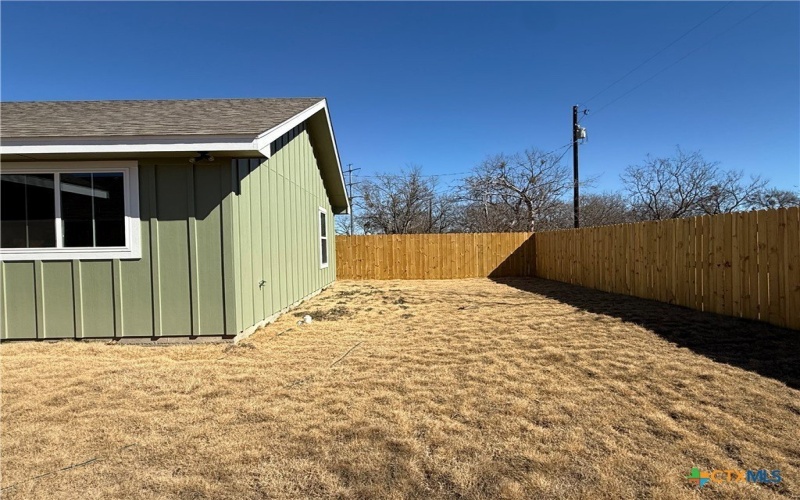 1710 East Avenue J, Lampasas, TX 76550, 3 Habitaciones Habitaciones , ,2 BañosBaños,Residential,En Venta,1710 East Avenue J,0,587998