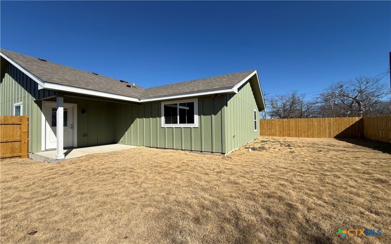 1710 East Avenue J, Lampasas, TX 76550, 3 Habitaciones Habitaciones , ,2 BañosBaños,Residential,En Venta,1710 East Avenue J,0,587998