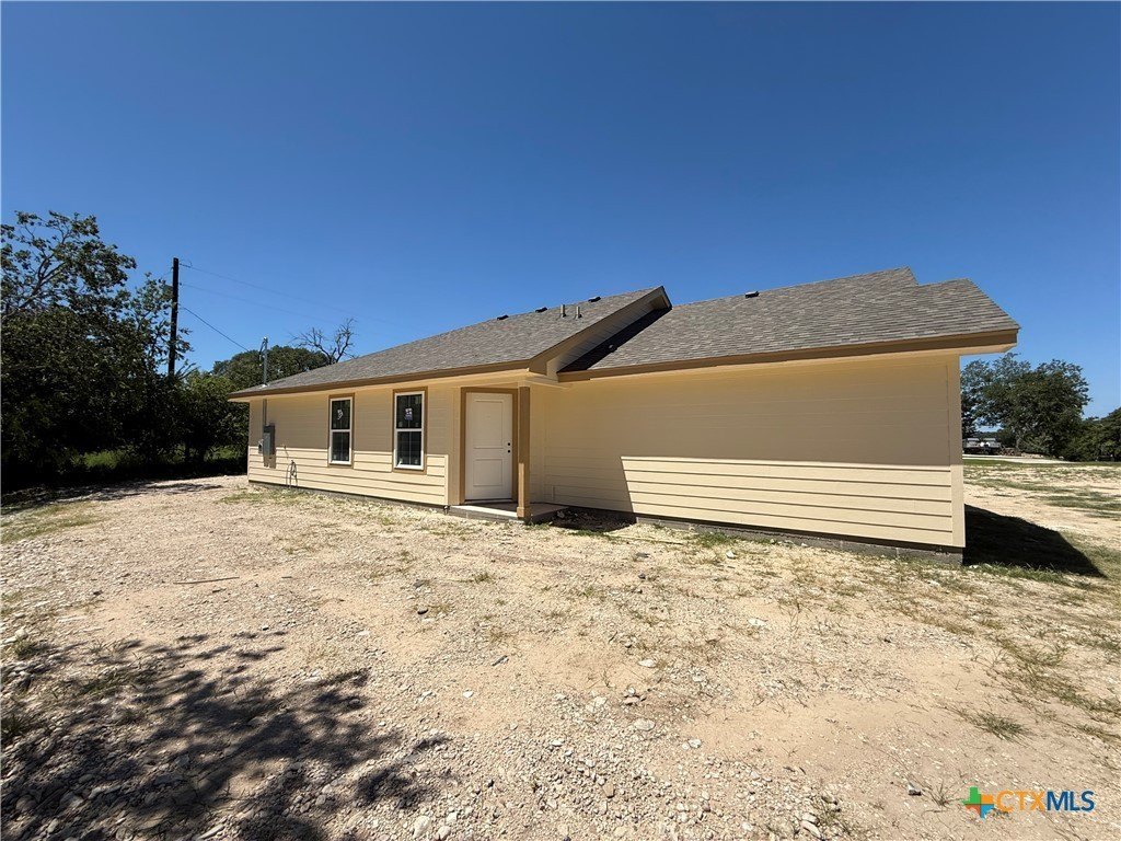 1712 East Avenue J, Lampasas, TX 76550, 3 Habitaciones Habitaciones , ,2 BañosBaños,Residential,En Venta,1712 East Avenue J,588001