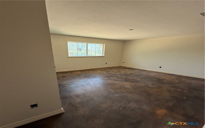 1712 East Avenue J, Lampasas, TX 76550, 3 Habitaciones Habitaciones , ,2 BañosBaños,Residential,En Venta,1712 East Avenue J,588001